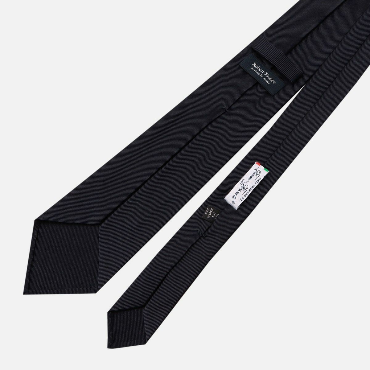 ロバートフレイザーのクワトロフォールドのソリッドタイです