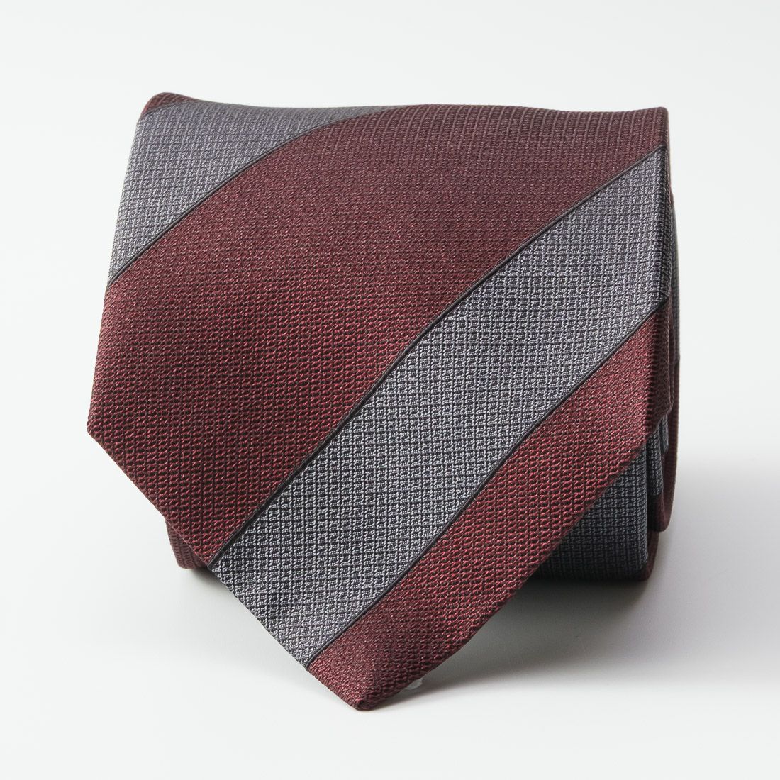 ホリデー&ブラウン ネクタイ／ストライプ | AINEXX ONLINE